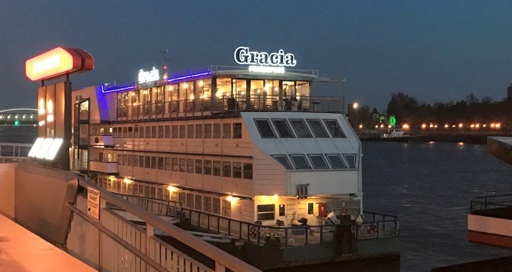 Botel Gracia Bratislava Bagian luar foto