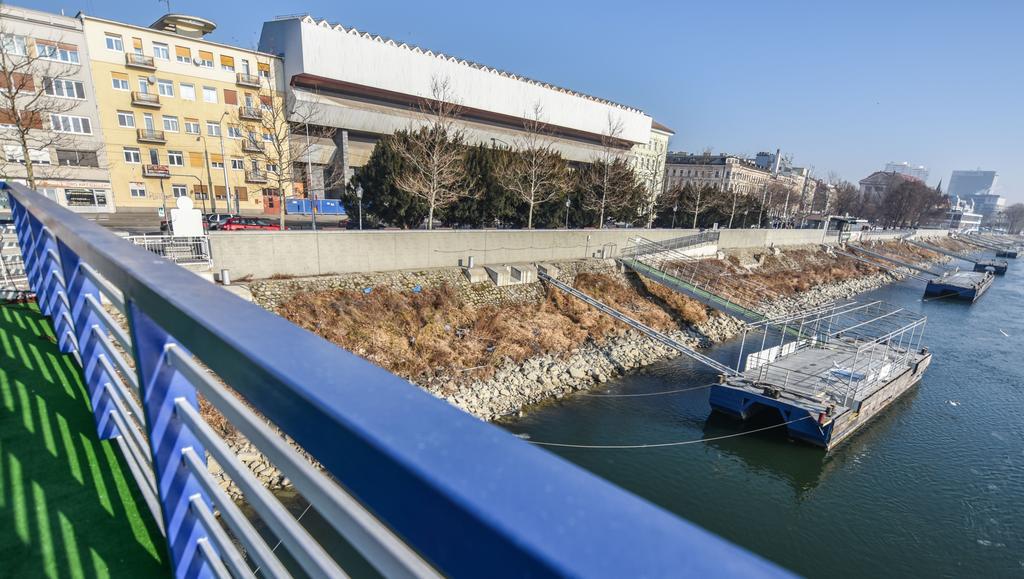 Botel Gracia Bratislava Bagian luar foto