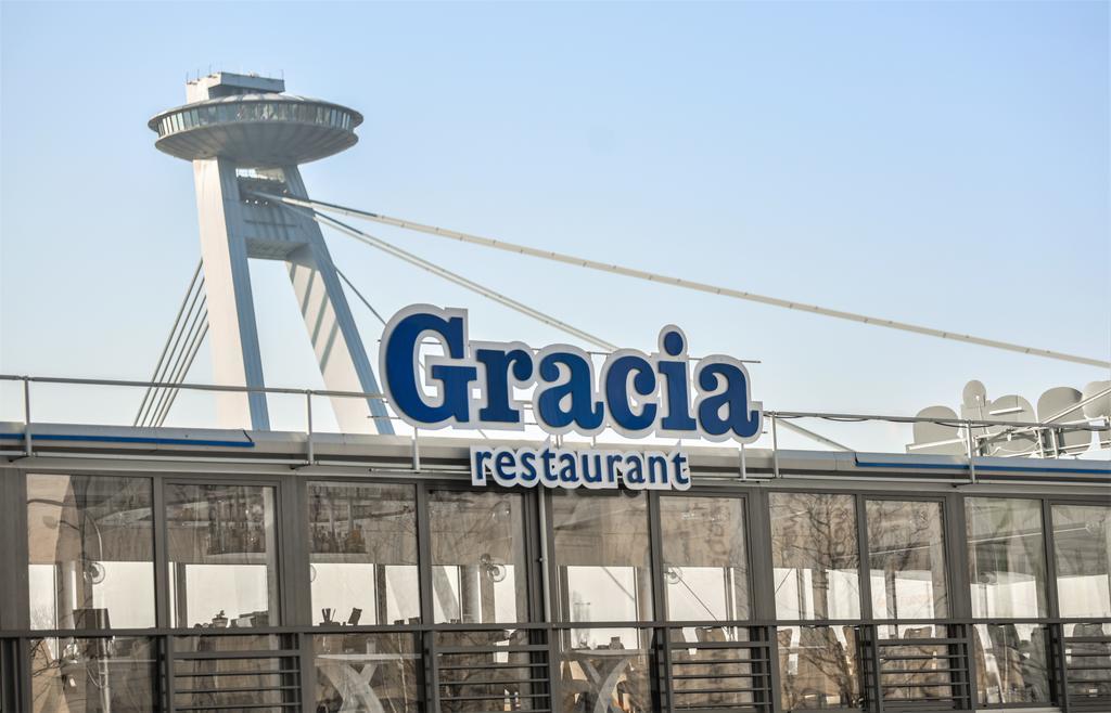 Botel Gracia Bratislava Bagian luar foto